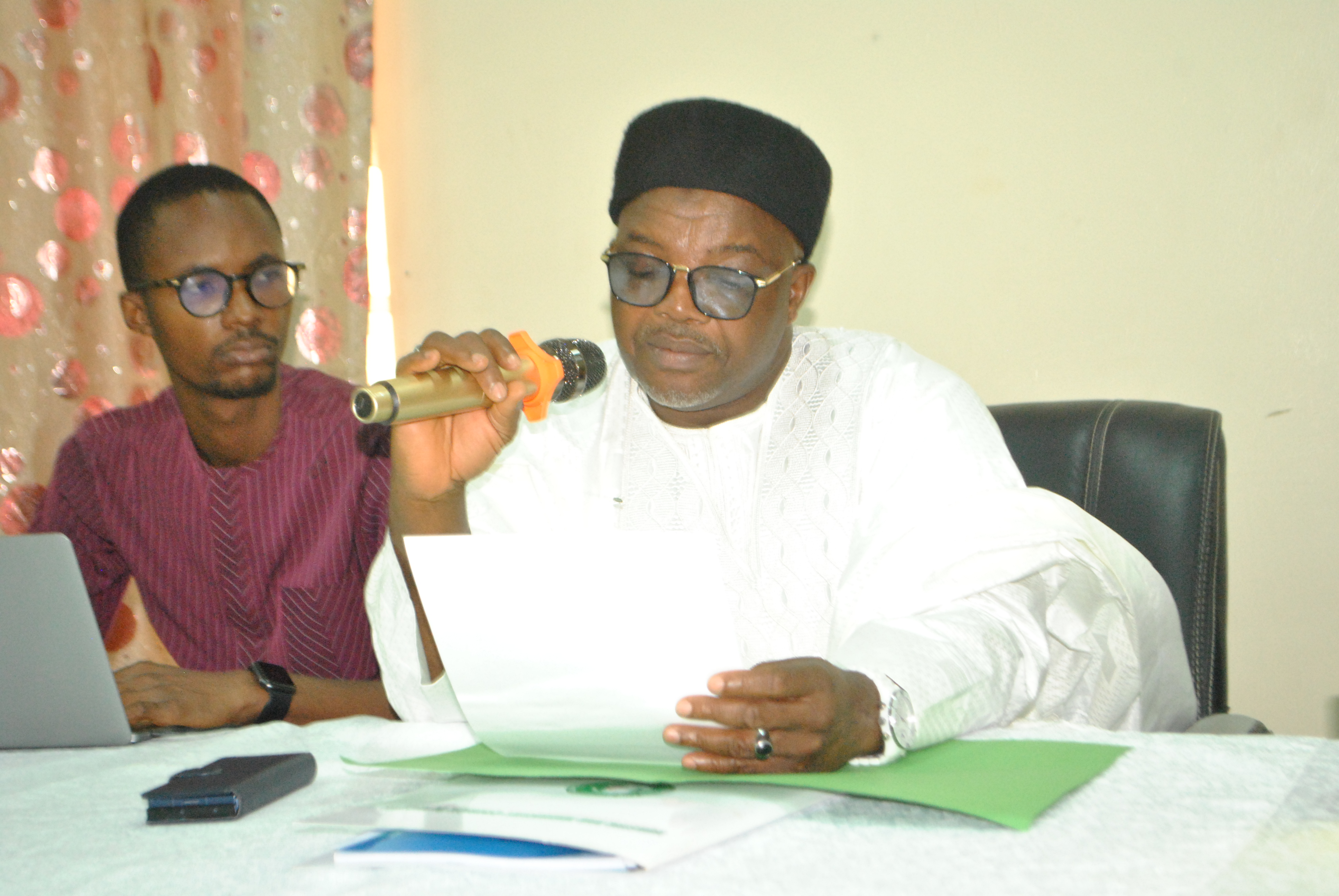 Community leader addressing participants at a Foundation programme in Ibadan